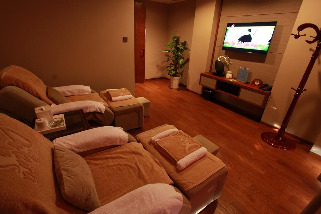 Howard Johnson Qinlu Plaza Yingtan Bagian luar foto