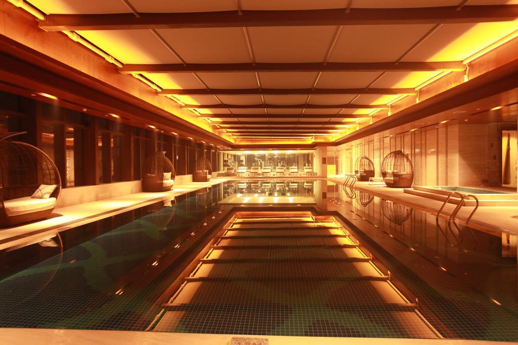 Howard Johnson Qinlu Plaza Yingtan Bagian luar foto