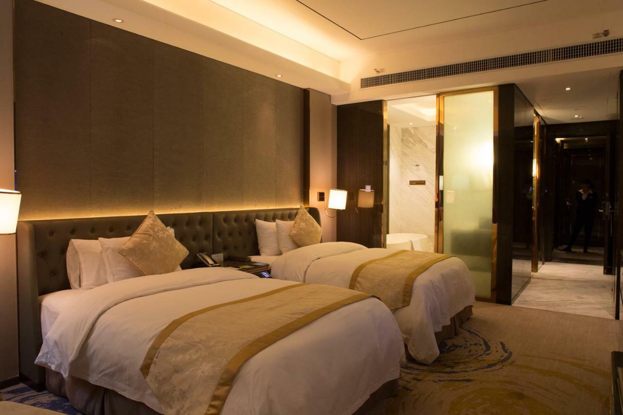 Howard Johnson Qinlu Plaza Yingtan Bagian luar foto