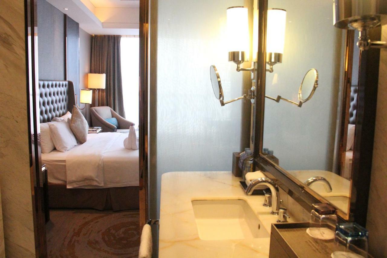 Howard Johnson Qinlu Plaza Yingtan Bagian luar foto